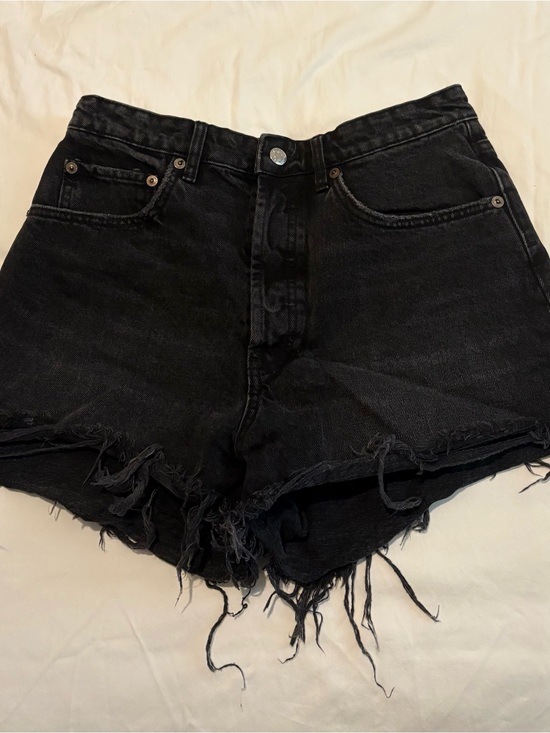 Zara Pants - Zara Black High-Rise Distressed Denim Shorts